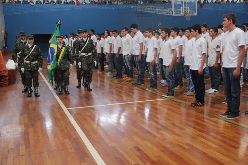 Juramento à Bandeira em Sarandi